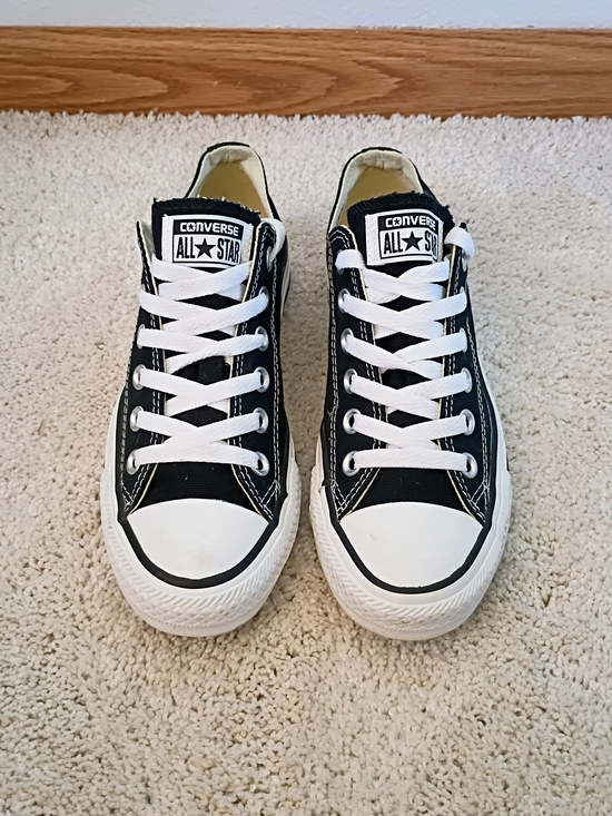 Converse Shoes - Converse Chuck Taylor All Star Low Top Black White Sneakers Women’s 6.5 Men’s 4.